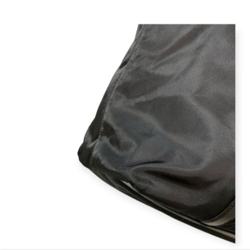 Authentic Prada Tessuto Nylon Tote Bag | Black Triangle Logo | Lampo Zipper - Picture 9 of 15